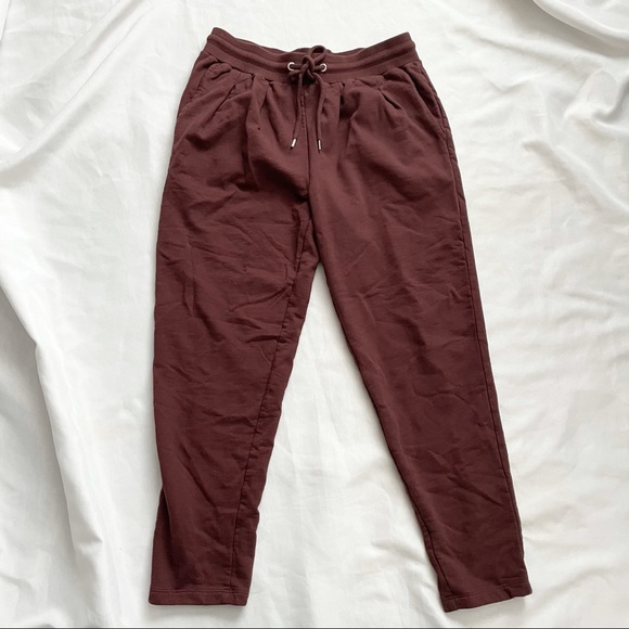 Asos Tapered Pleated Sweatpants Burgundy Joggers - Picture 4 of 7